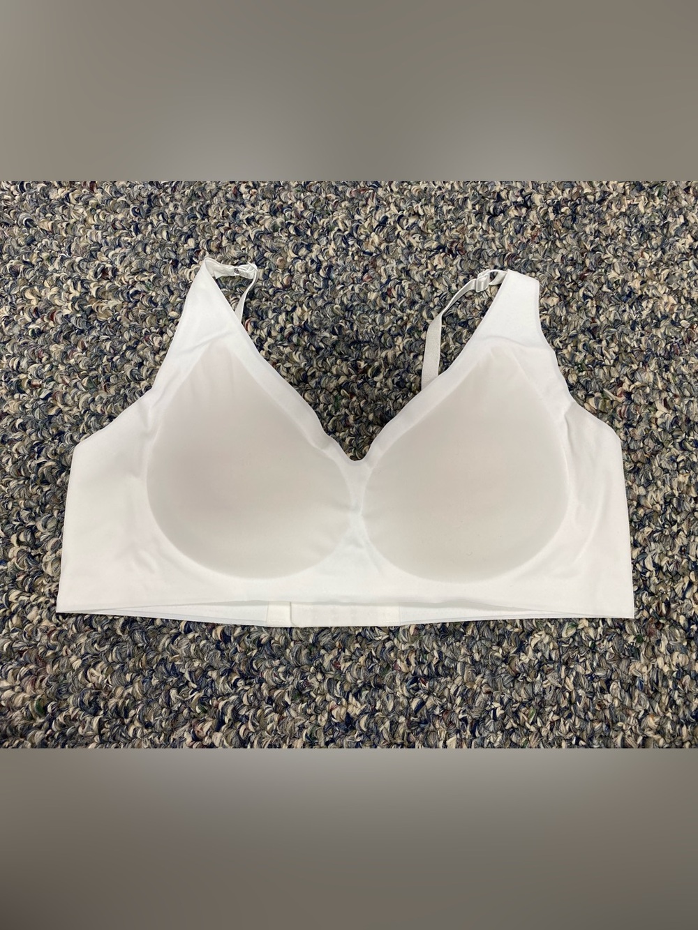 Hilaine Seamless Wireless Comfort Bra - White